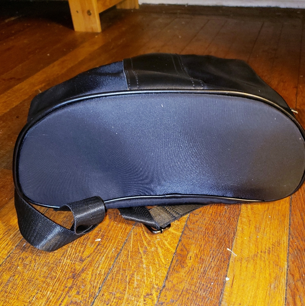 BACKPACK - Picture 5 of 5